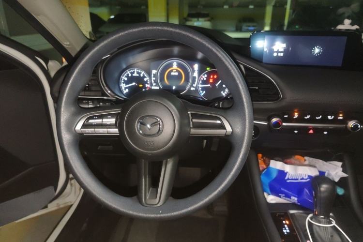 Used Mazda 3 Axela 2021 1.5L Automatic ZhiMei Edition Steering Wheel