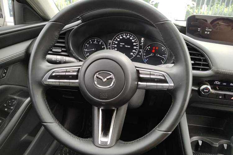 Used Mazda 3 Axela 2021 2.0L Automatic ZhiXuan Edition Steering Wheel