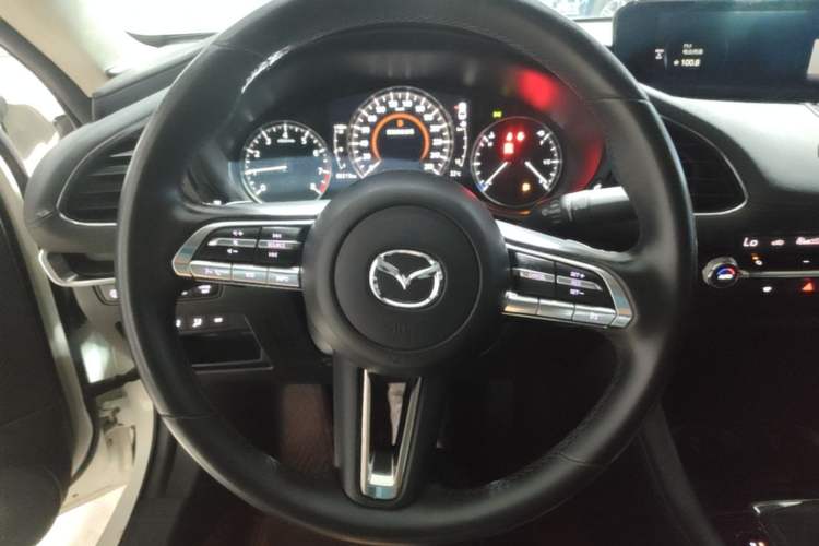 Used Mazda 3 Axela 2021 2.0L Automatic Zhiyao Edition Steering Wheel