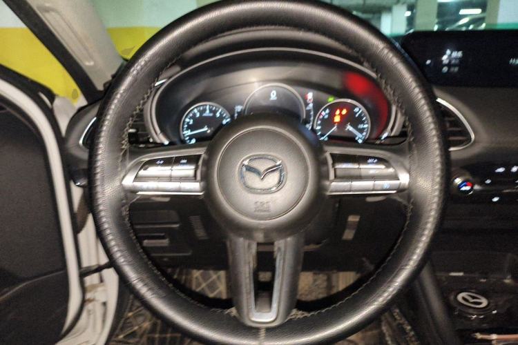 Used Mazda 3 Axela 2021 2.0L Automatic Zhiya Edition Steering Wheel