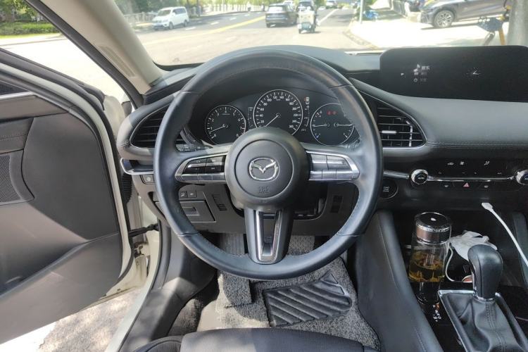 Used Mazda 3 Axela 2021 2.0L Automatic Zhiyao Edition Steering Wheel