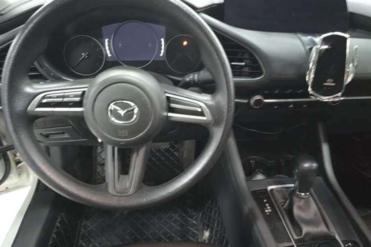 Used Mazda 3 Axela 2021 2.0L Automatic Zhiqing Edition Steering Wheel