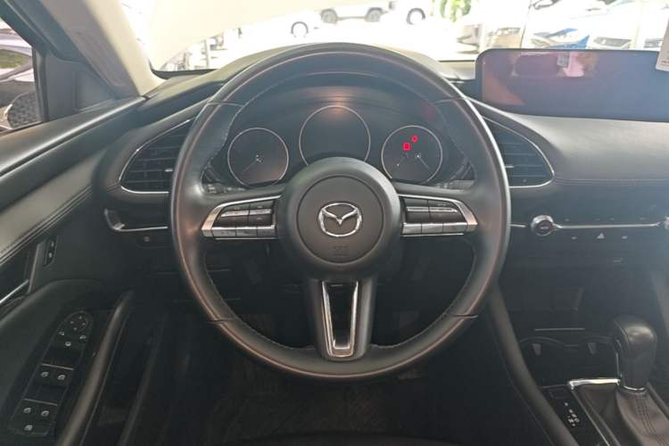 Used Mazda 3 Axela 2021 2.0L Automatic Zhiya Edition Steering Wheel