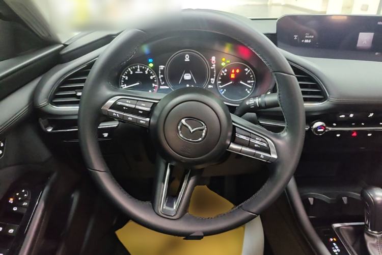 Used Mazda 3 Axela 2021 2.0L Automatic ZhiXuan Edition Steering Wheel