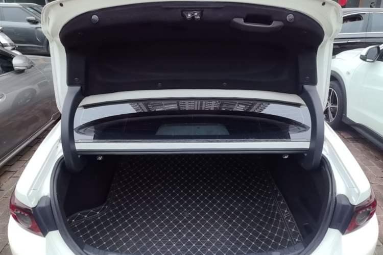 Used Mazda 3 Axela 2021 2.0L Automatic Zhiqing Edition Trunk
