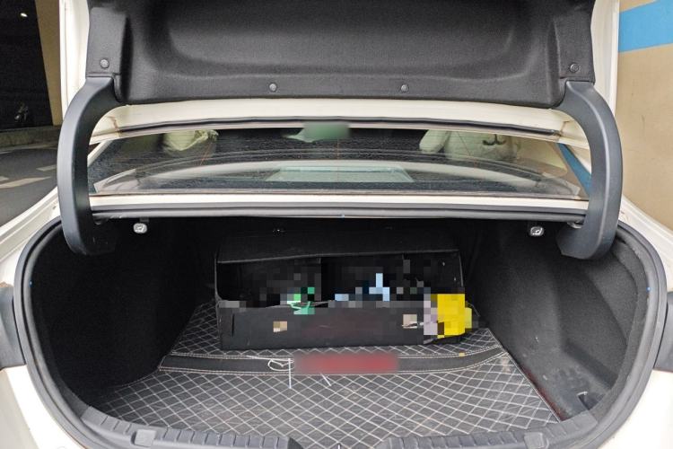 Used Mazda 3 Axela 2021 1.5L Automatic ZhiMei Edition Trunk