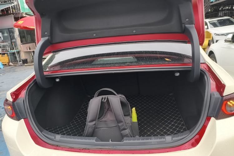 Used Mazda 3 Axela 2021 2.0L Automatic Zhiya Edition Trunk