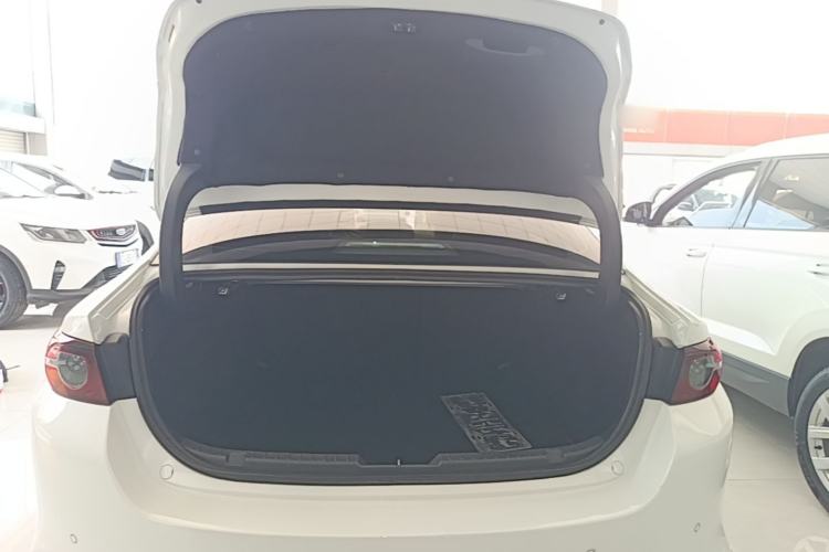 Used Mazda 3 Axela 2021 2.0L Automatic ZhiXuan Edition Trunk