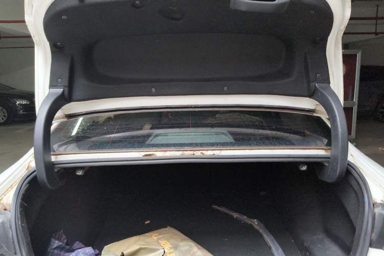 Used Mazda 3 Axela 2021 1.5L Manual ZhiMei Edition Trunk