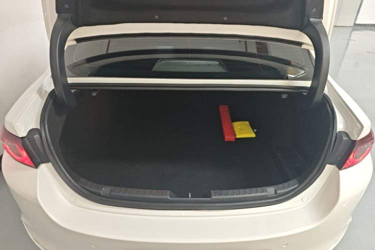 Used Mazda 3 Axela 2021 2.0L Automatic ZhiXuan Edition Trunk