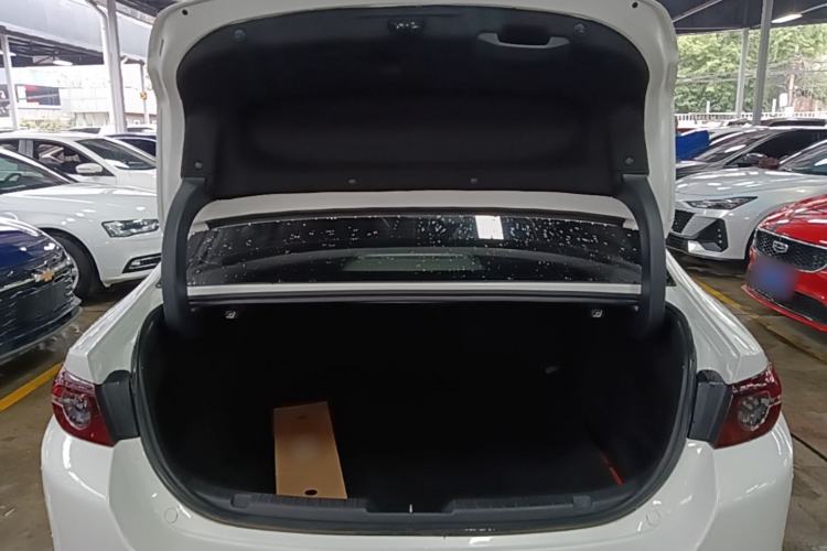 Used Mazda 3 Axela 2021 2.0L Automatic Zhiya Edition Trunk