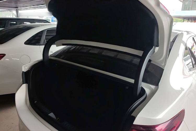 Used Mazda 3 Axela 2021 2.0L Automatic Zhi Rui Edition Trunk