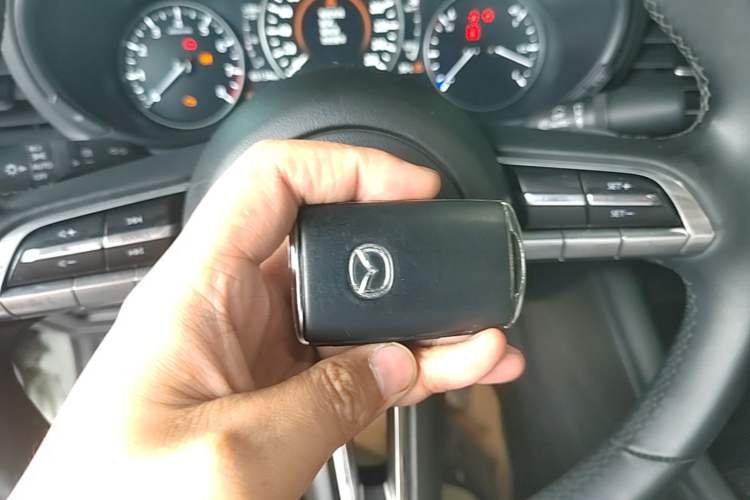 Used Mazda 3 Axela 2021 2.0L Automatic Zhiyao Edition Vehicle Key