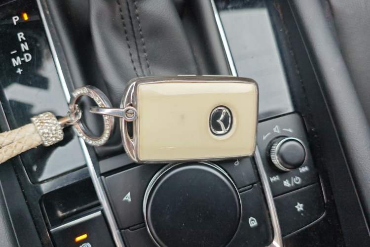 Used Mazda 3 Axela 2021 2.0L Automatic Zhiya Edition Vehicle Key