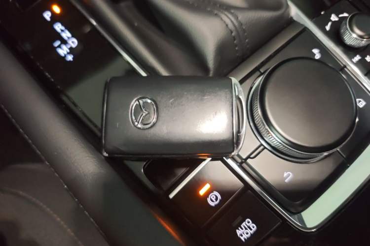 Used Mazda 3 Axela 2021 2.0L Automatic ZhiXuan Edition Vehicle Key