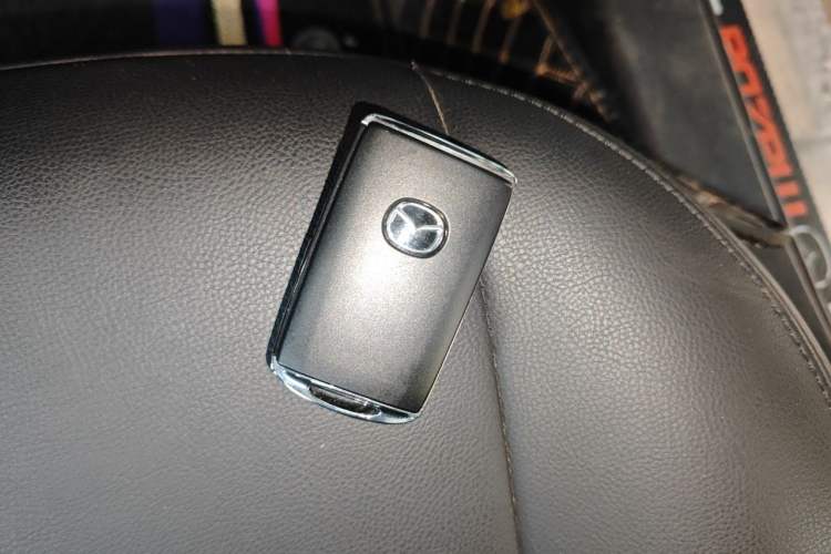 Used Mazda 3 Axela 2021 1.5L Automatic ZhiMei Edition Vehicle Key