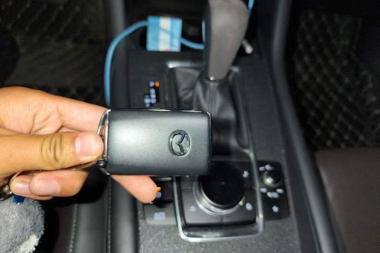 Used Mazda 3 Axela 2021 2.0L Automatic Zhiya Edition Vehicle Key