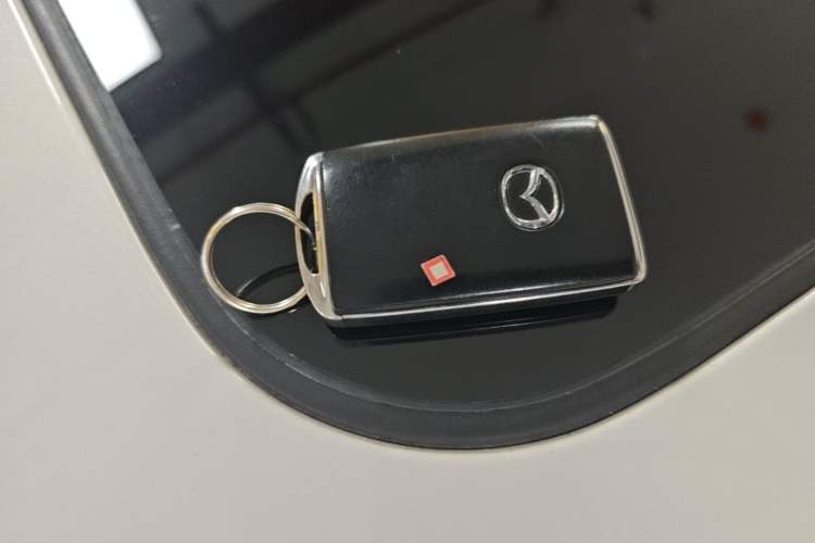 Used Mazda 3 Axela 2021 2.0L Automatic ZhiXuan Edition Vehicle Key