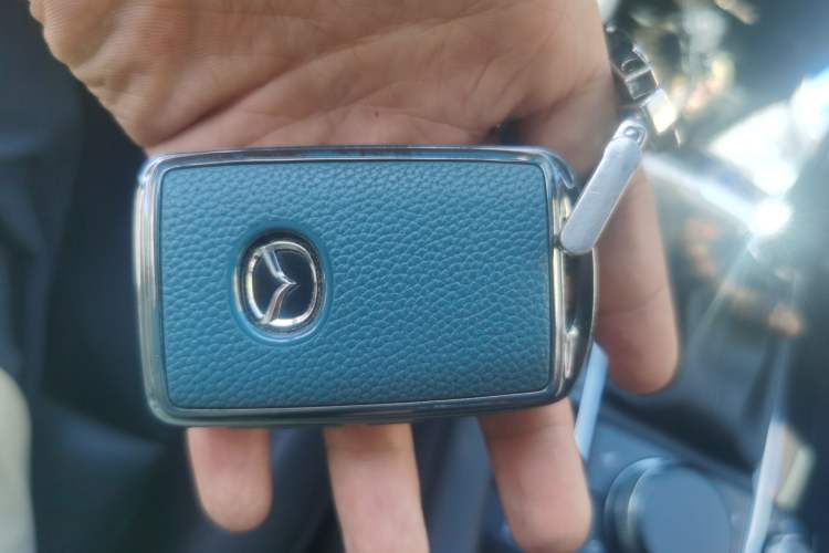 Used Mazda 3 Axela 2021 2.0L Automatic ZhiZun Edition Vehicle Key