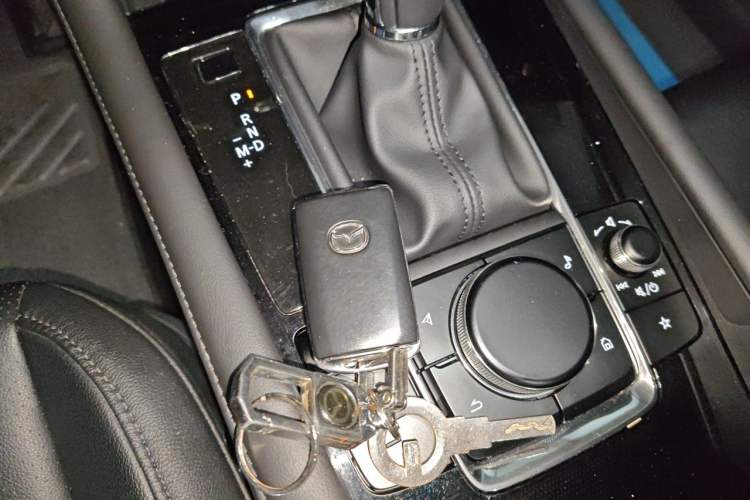 Used Mazda 3 Axela 2021 2.0L Automatic ZhiXuan Edition Vehicle Key
