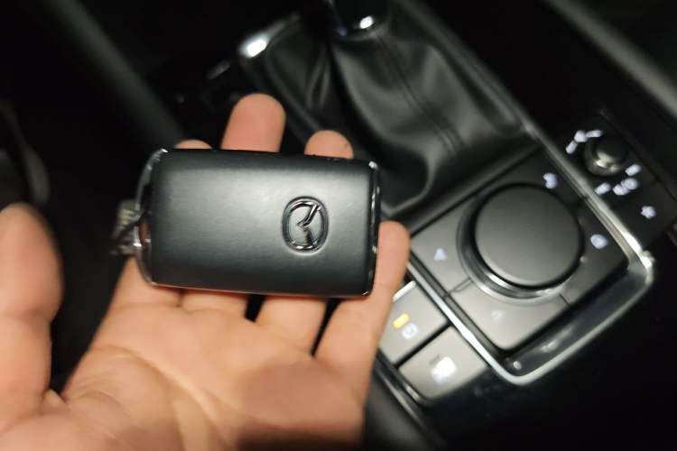 Used Mazda 3 Axela 2021 2.0L Automatic ZhiXuan Edition Vehicle Key