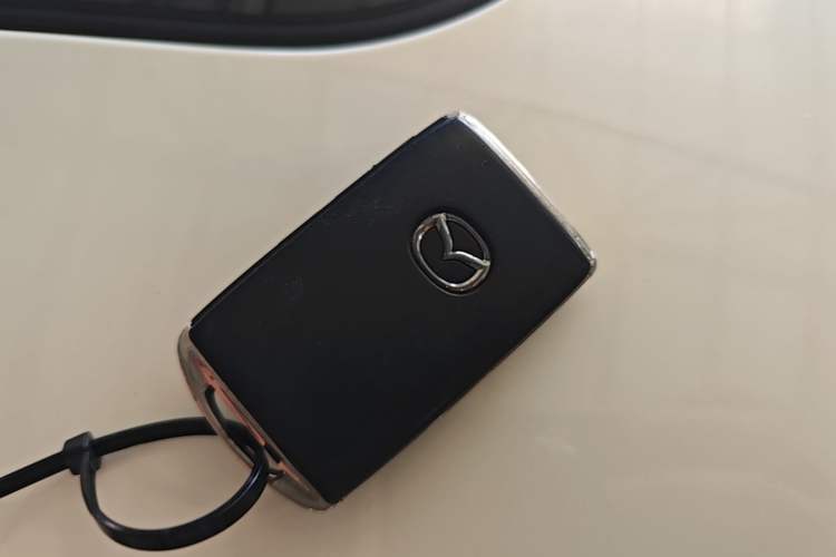 Used Mazda 3 Axela 2021 2.0L Automatic ZhiXuan Edition Vehicle Key
