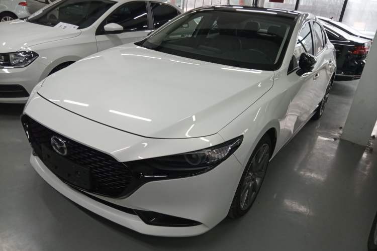 Used Mazda 3 Axela 2021 2.0L Automatic ZhiXuan Edition Guazi used car, China used car export, Used car for sale, Used cars, Cheapest cars for sale