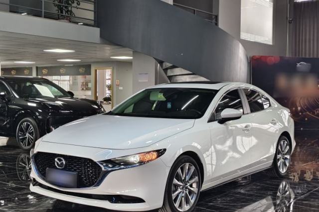 Used Mazda 3 Axela 2021 2.0L Automatic Zhiya Edition