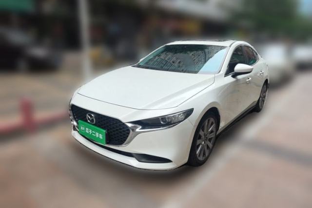 Used Mazda 3 Axela 2021 1.5L Automatic Luxury Version