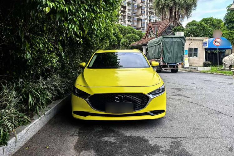 Used Mazda 3 Axela 2021 2.0L Automatic Zhiyao Edition Exterior 4