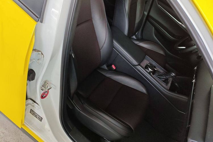 Used Mazda 3 Axela 2021 2.0L Automatic Zhiyao Edition Right Front Seat