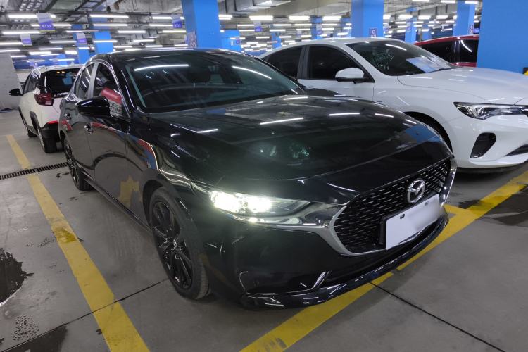 Used Mazda 3 Axela 2022 2.0L Automatic Premium Black Obsidian Edition Exterior 2