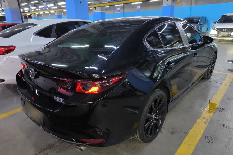 Used Mazda 3 Axela 2022 2.0L Automatic Premium Black Obsidian Edition Exterior 5