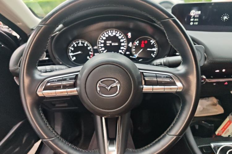 Used Mazda 3 Axela 2022 2.0L Automatic ZhiXuan Edition Steering Wheel