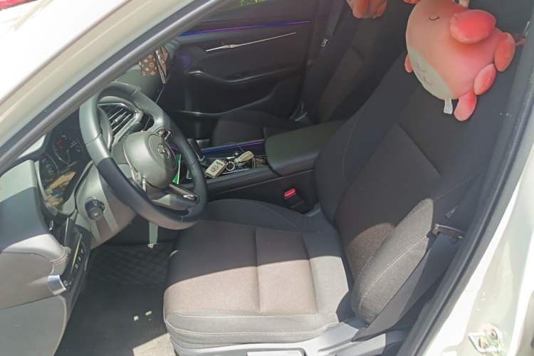 Used Mazda 3 Axela 2022 2.0L Automatic ZhiXuan Edition Left Front Seat