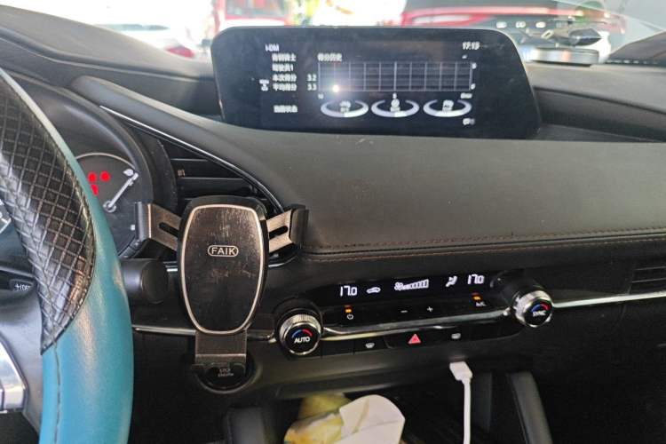Used Mazda 3 Axela 2022 2.0L Automatic Zhiya Edition Audio And AC Panel
