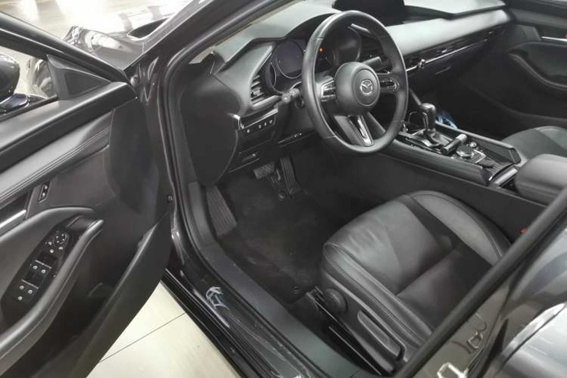 Used Mazda 3 Axela 2022 2.0L Automatic Zhiya Edition Driver Seat