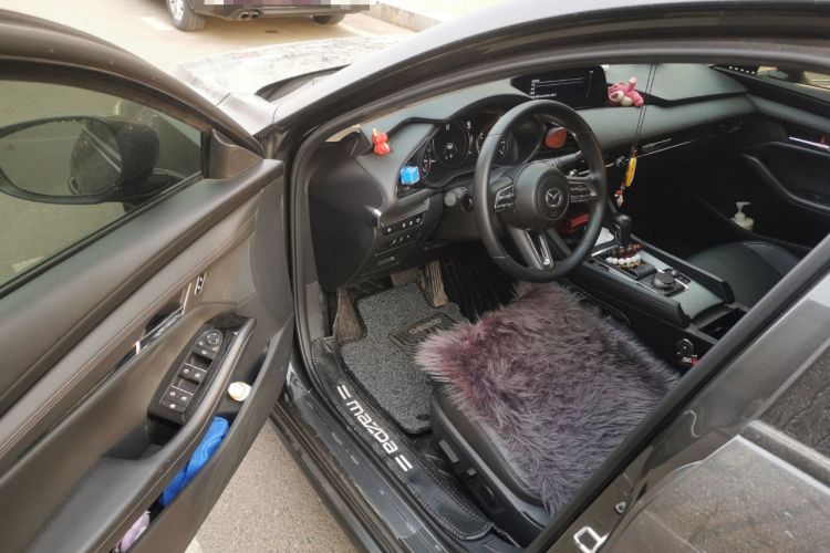 Used Mazda 3 Axela 2022 2.0L Automatic Zhiyao Edition Driver Seat