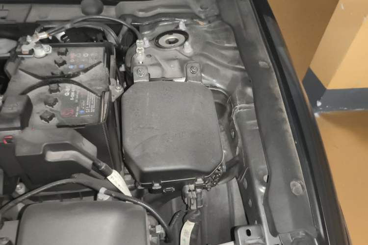 Used Mazda 3 Axela 2022 2.0L Automatic Zhi Rui Edition Engine Bay Left