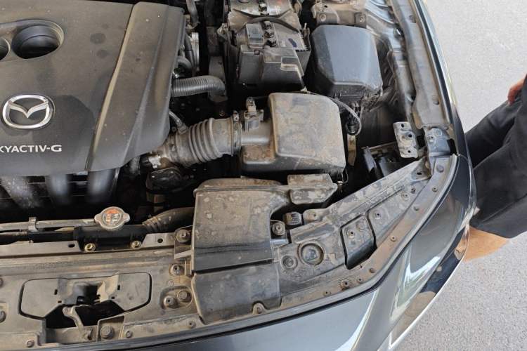 Used Mazda 3 Axela 2022 2.0L Automatic Zhiya Edition Engine Bay Left