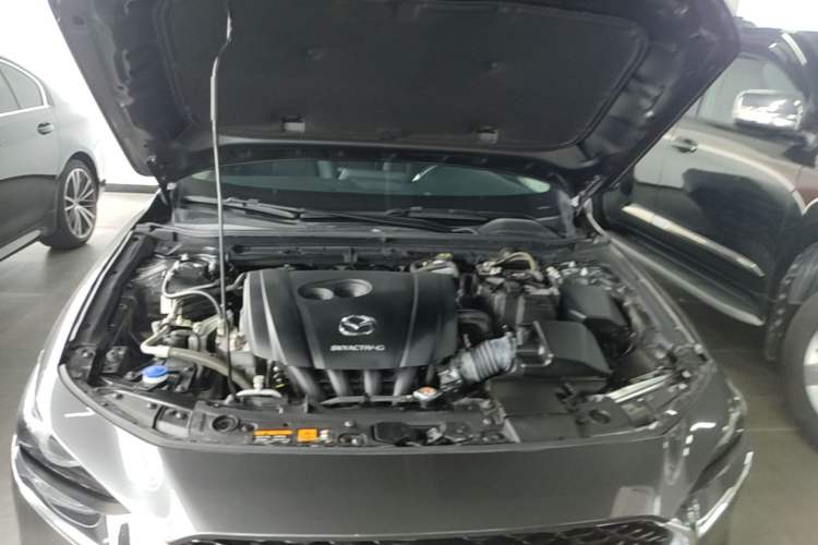 Used Mazda 3 Axela 2022 2.0L Automatic Zhiyao Edition Engine Bay