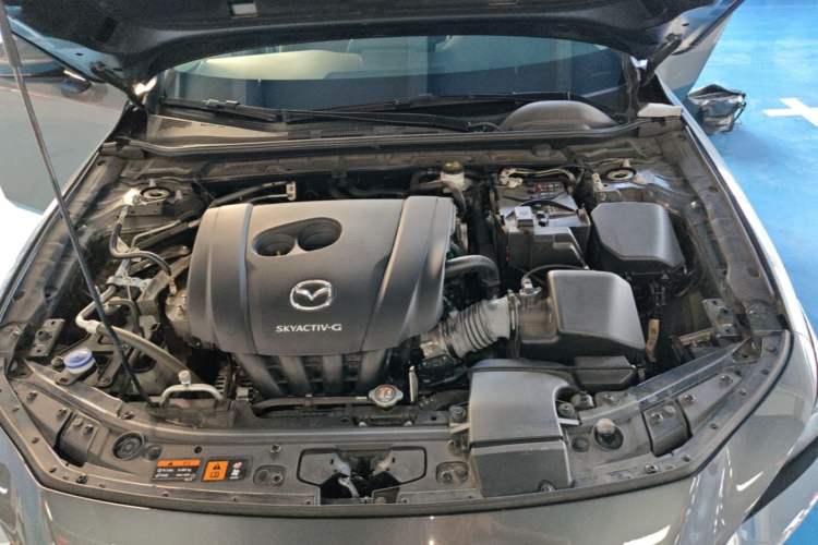 Used Mazda 3 Axela 2022 2.0L Automatic Zhi Rui Edition Engine Bay