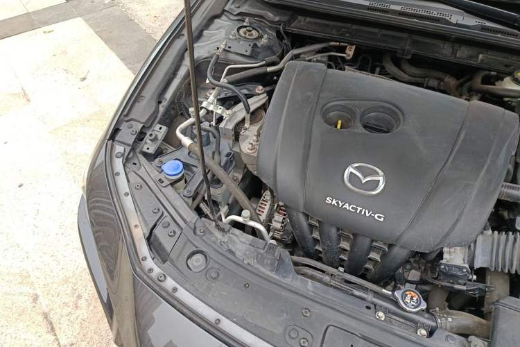 Used Mazda 3 Axela 2022 2.0L Automatic Zhiya Edition Engine Bay Right