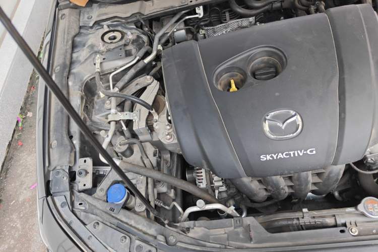 Used Mazda 3 Axela 2022 2.0L Automatic Zhiyao Edition Engine Bay Right