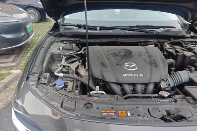 Used Mazda 3 Axela 2022 2.0L Automatic Zhi Rui Edition Engine Bay Right