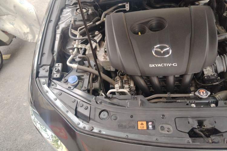 Used Mazda 3 Axela 2022 2.0L Automatic ZhiXuan Edition Engine Bay Right