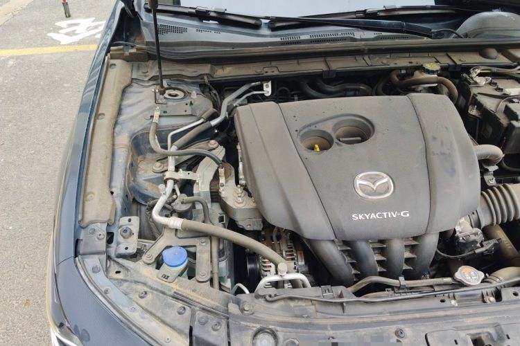 Used Mazda 3 Axela 2022 2.0L Automatic Zhiyao Obsidian Edition Engine Bay Right