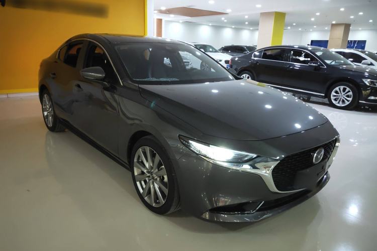 Used Mazda 3 Axela 2022 2.0L Automatic Zhi Rui Edition Exterior 2