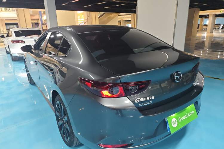 Used Mazda 3 Axela 2022 2.0L Automatic Premium Black Obsidian Edition Exterior 2
