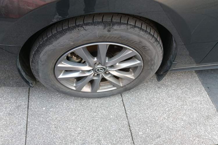 Used Mazda 3 Axela 2022 2.0L Automatic Zhiqing Edition Exterior 4